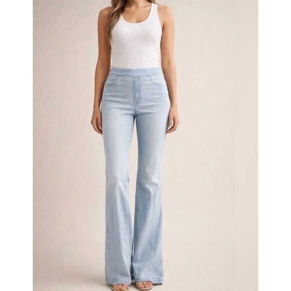 SPANX Denim - SPANX Pull On Stretch Flare Jeans in Retro Light Wash Size L